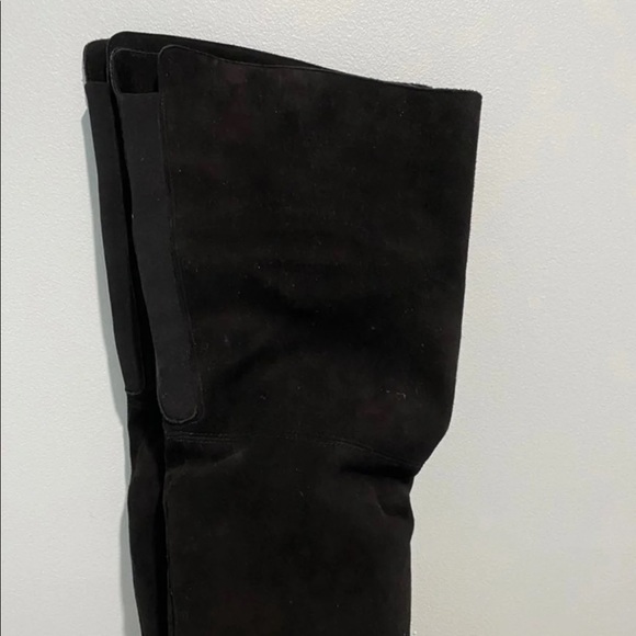 Stuart Weitzman Hilo Thigh High Boots - Picture 5 of 10
